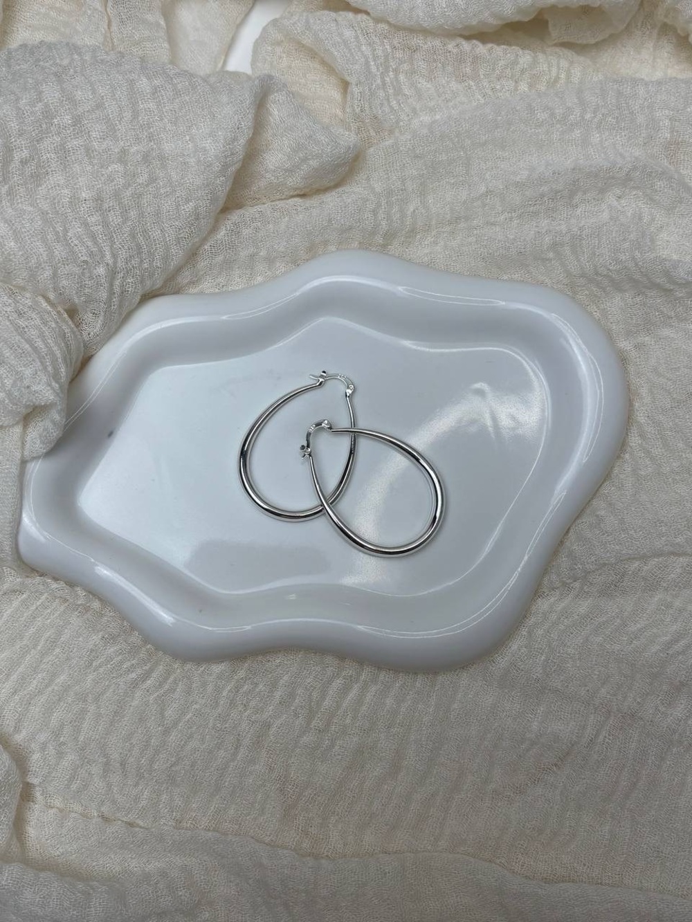 925 Sterling Silver Teardrop Hoop Earrings - Silver OUT OF STOCK - Picture 6 of 6